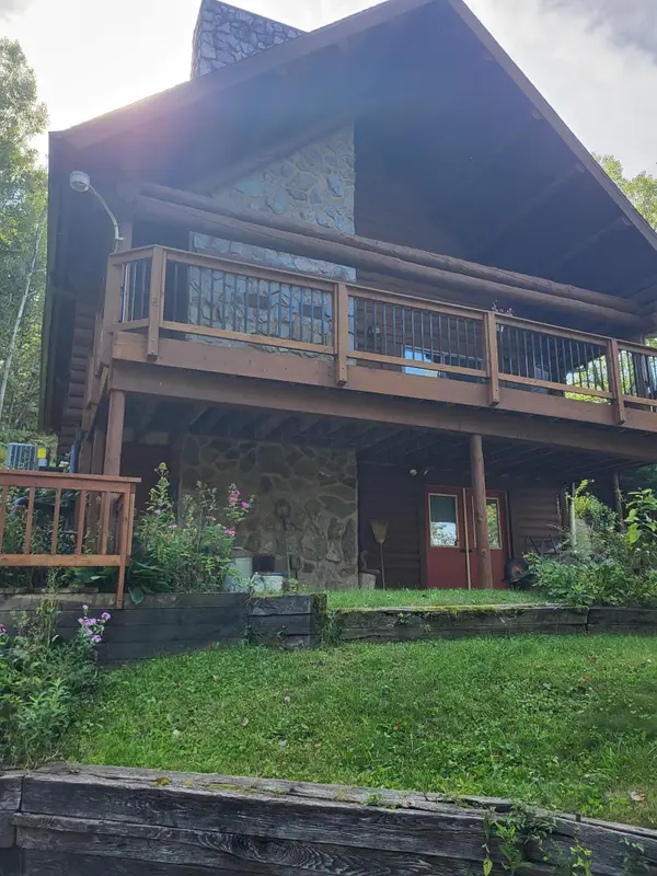 W957 Mohawk Valley Rd, Bergen, WI 54658