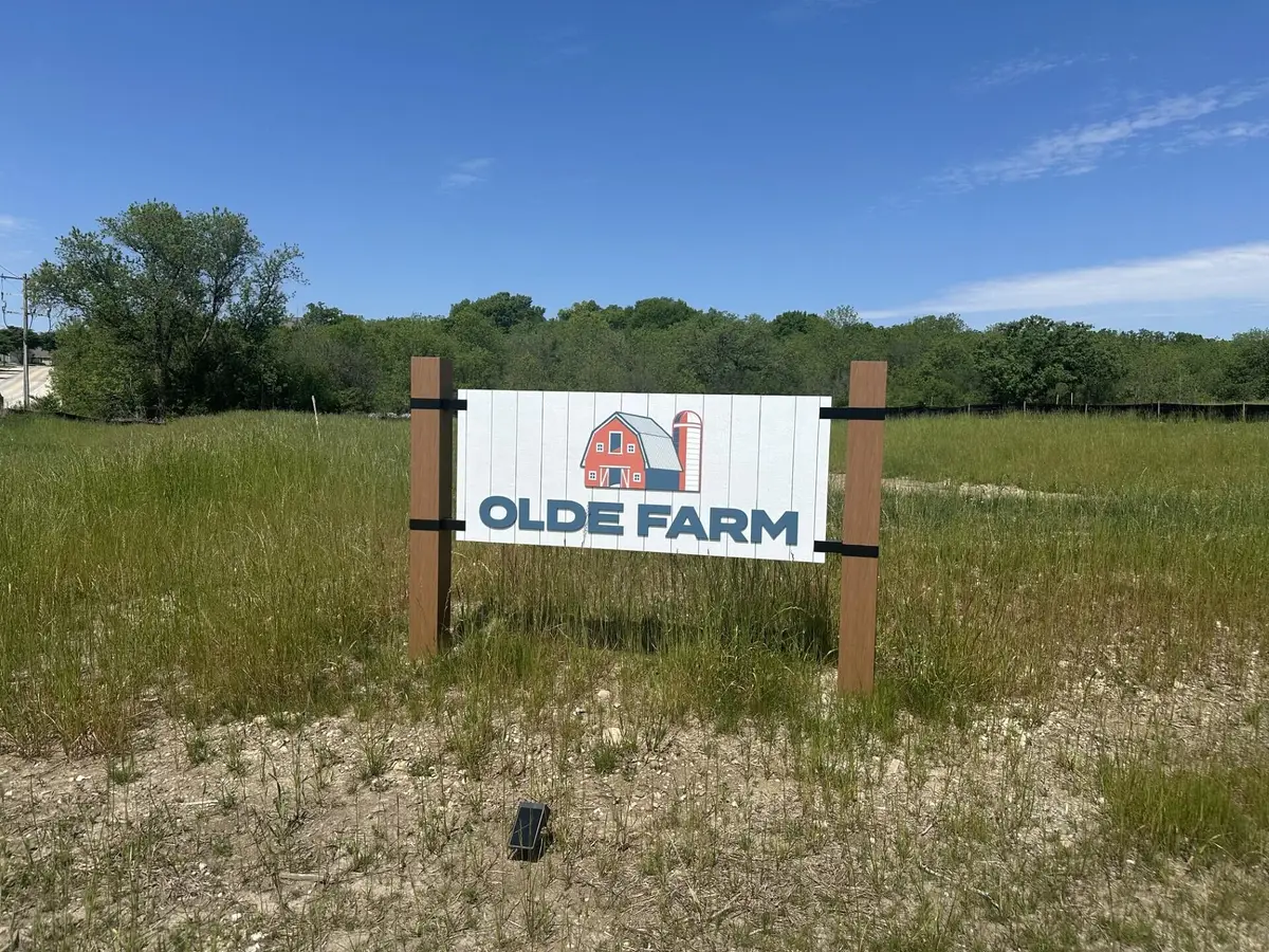 Lt10 Overton Ave, Waukesha, WI 53188 - #1
