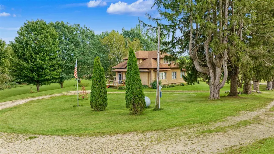 E8452 County Road P, Christiana, WI 54667 - #2