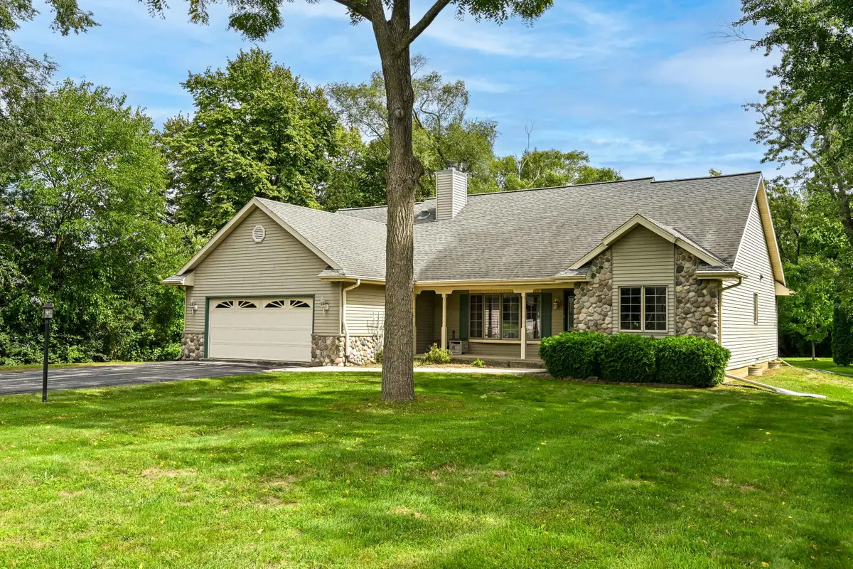 9358 S 33rd St, Franklin, WI 53132 - #1