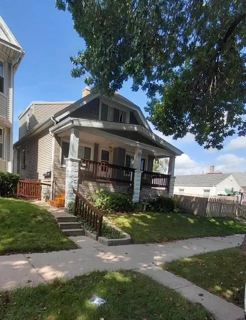 3253 S 8th St, Milwaukee, WI 53215