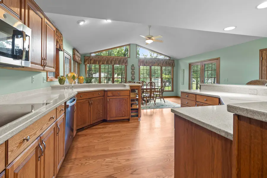 111 N Griffin St, Elkhorn, WI 53121 - #2