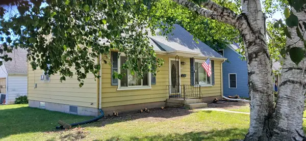 1104 6th Ave, Grafton, WI 53024