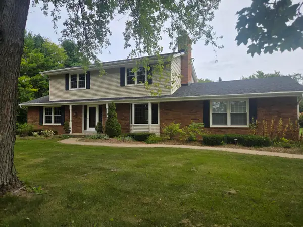 5778 Apple Blossom Ln, Trenton, WI 53095