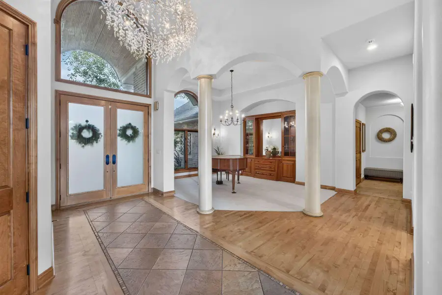 W213N5230 Golfview Dr, Menomonee Falls, WI 53051 - #3