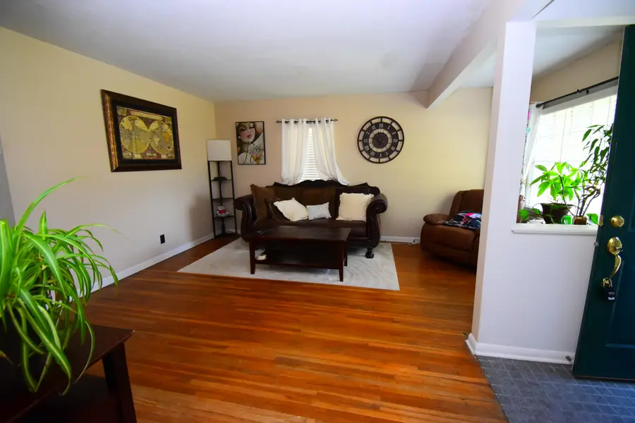 3015 N 85th St, Milwaukee, WI 53222 - #2