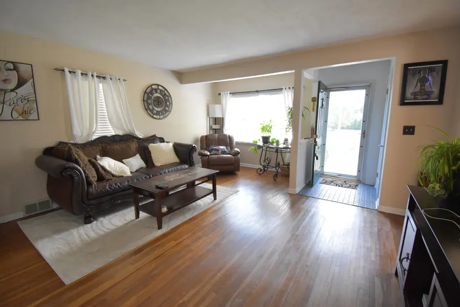 3015 N 85th St, Milwaukee, WI 53222 - #3