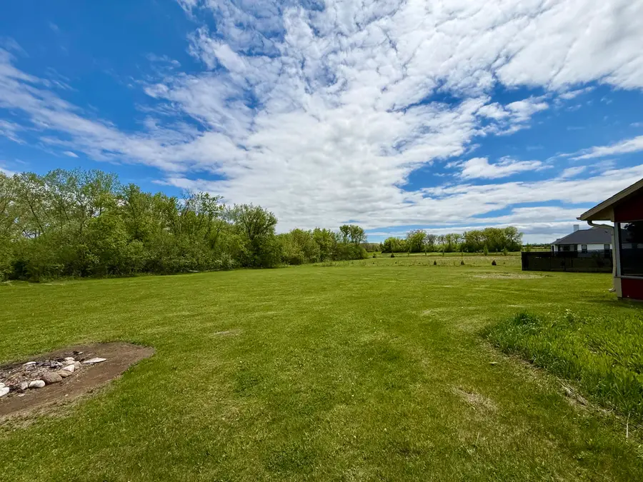 417 E 1st St, Waldo, WI 53093 - #2