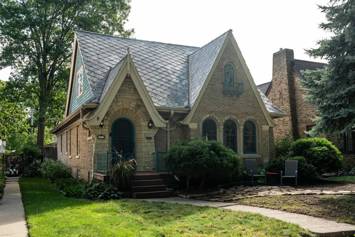 3276 N 50th St, Milwaukee, WI 53216 - #1
