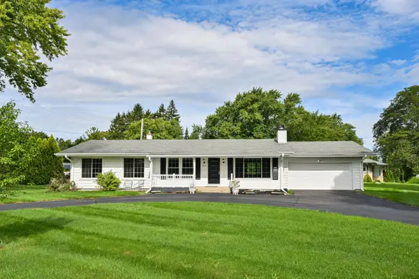 6226 W Ester Pl, Brown Deer, WI 53223