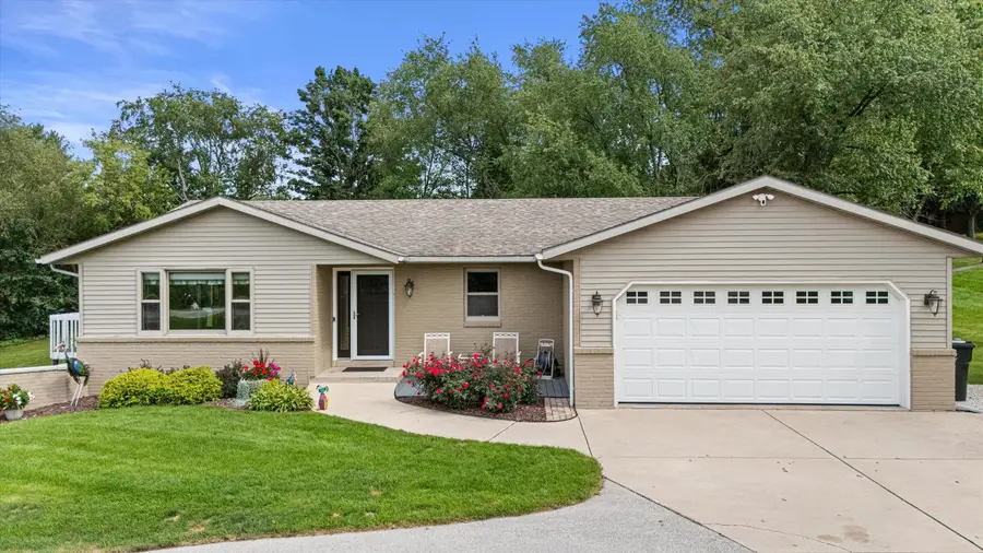 W255S6620 Oakdale Dr, Vernon, WI 53189 - #3