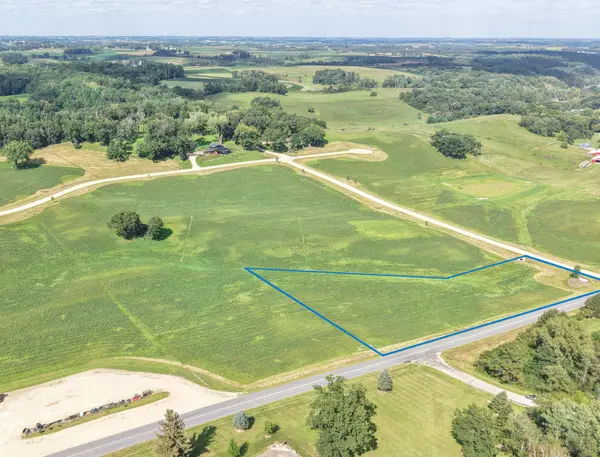 Lot 3 Runway Rd, Viroqua, WI 54665