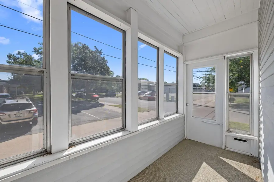 1009-1011 King St, La Crosse, WI 54601 - #2