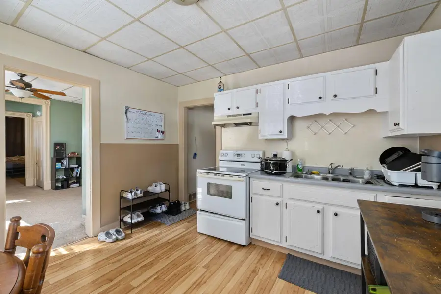 1009-1011 King St, La Crosse, WI 54601 - #3