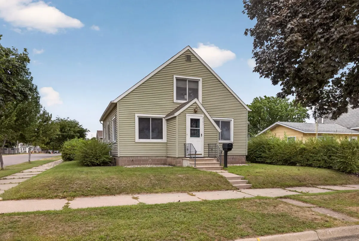 2101 Redfield St, La Crosse, WI 54601 - #1