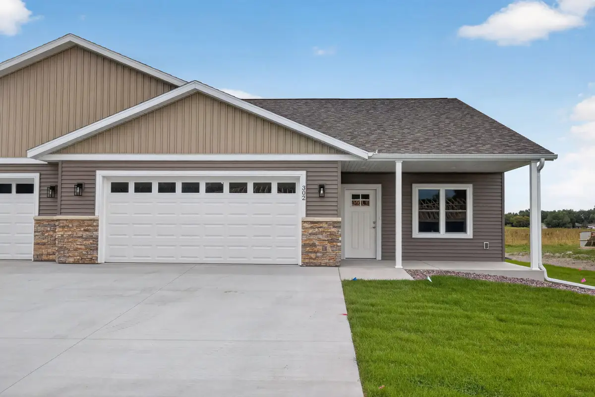 302 London Ln, Rockland, WI 54653 - #1
