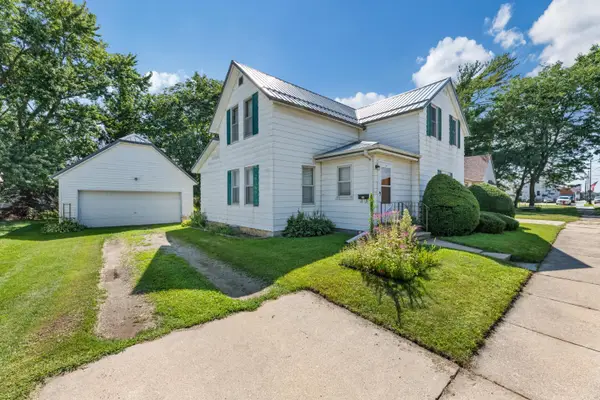 318 Grove St E, Caledonia, MN 55921