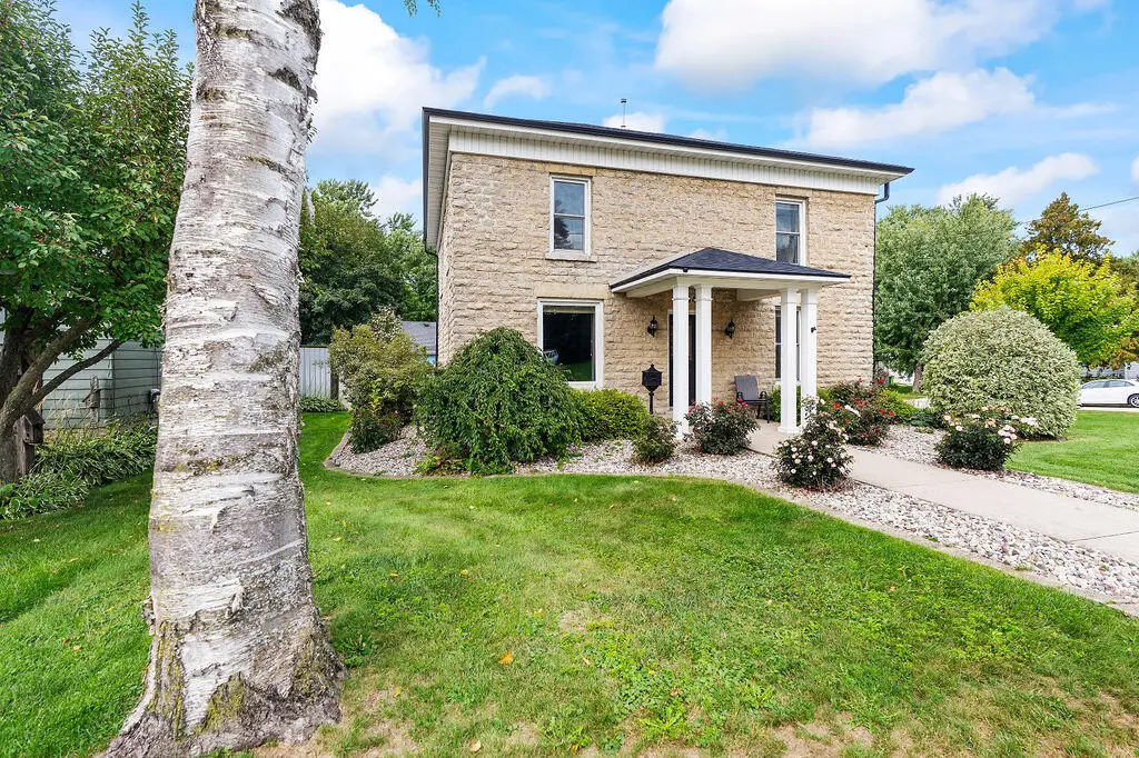 244 Fond Du Lac St, Waupun, WI 53963 - #1