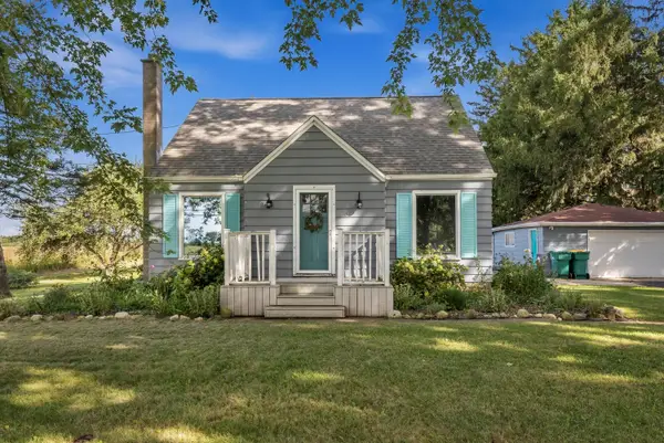 N132W17882 Rockfield Rd, Germantown, WI 53022