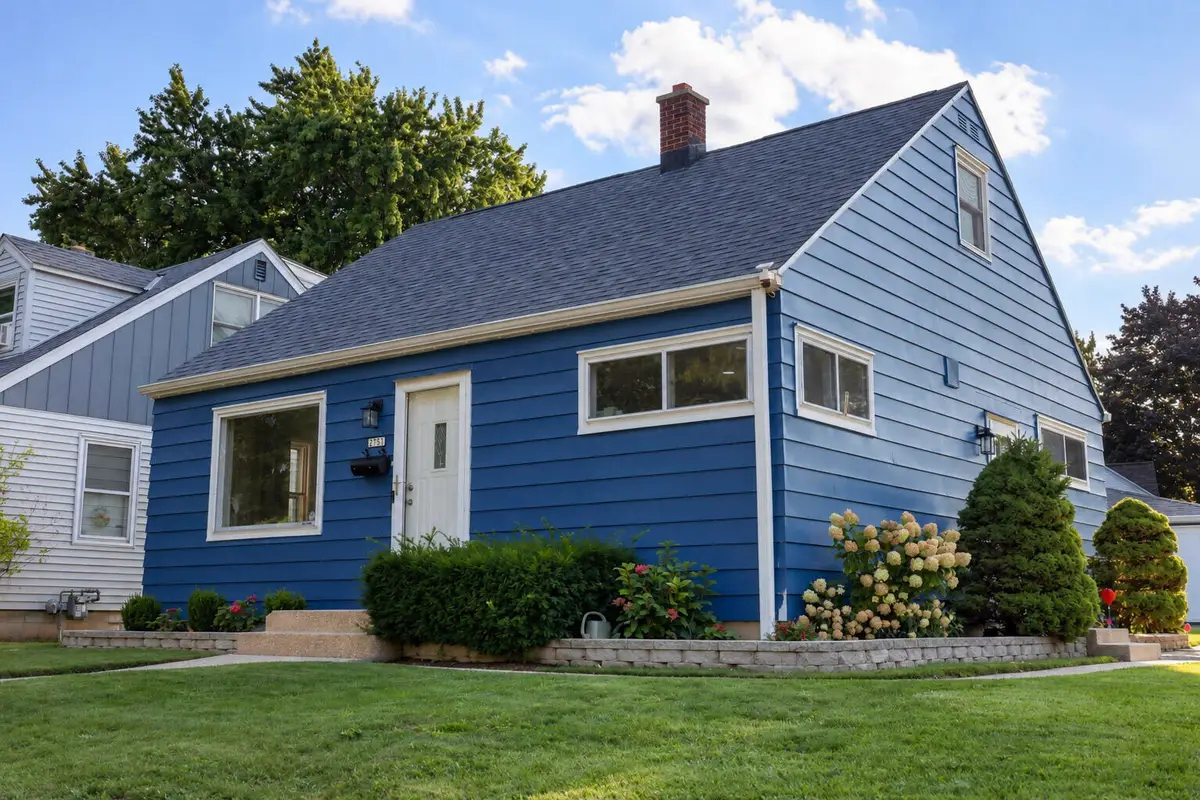 2751 S 64th St, Milwaukee, WI 53219 - #1