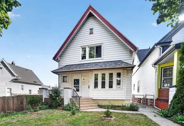 2040 S 28th St, Milwaukee, WI 53215