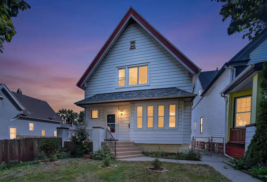 2040 S 28th St, Milwaukee, WI 53215 - #2