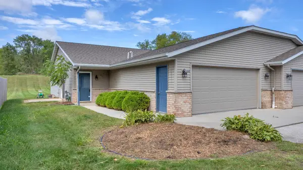 1232 N 49th St, Sheboygan, WI 53081