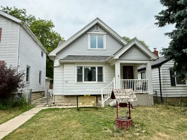 439 S 67th St, Milwaukee, WI 53214
