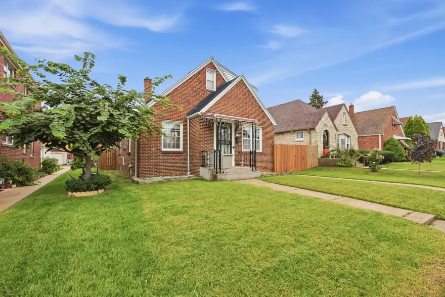 3318 S 13th St, Milwaukee, WI 53215 - #2