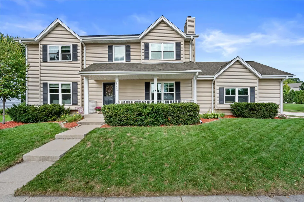 2308 Patrick Ln, Waukesha, WI 53188 - #1
