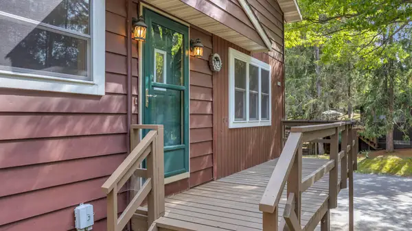 5529 Evergreen Dr, Wilson, WI 53081