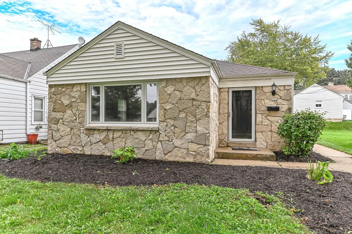 2950 N 91st St, Milwaukee, WI 53222 - #1