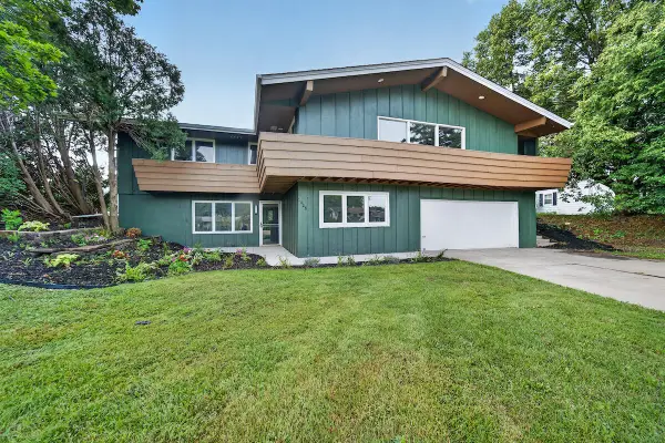 1408 94th Ave, Somers, WI 53144