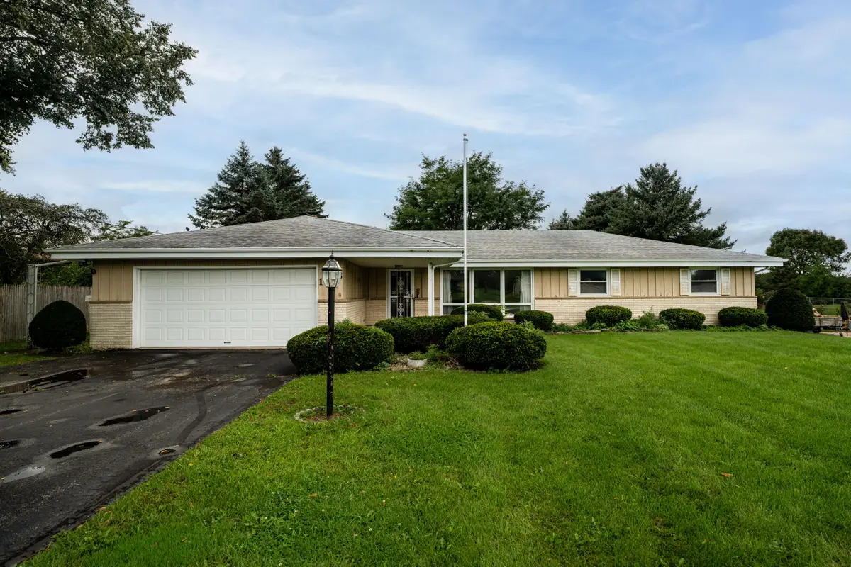 1638 Meadowlane Ave, Mount Pleasant, WI 53406 - #1