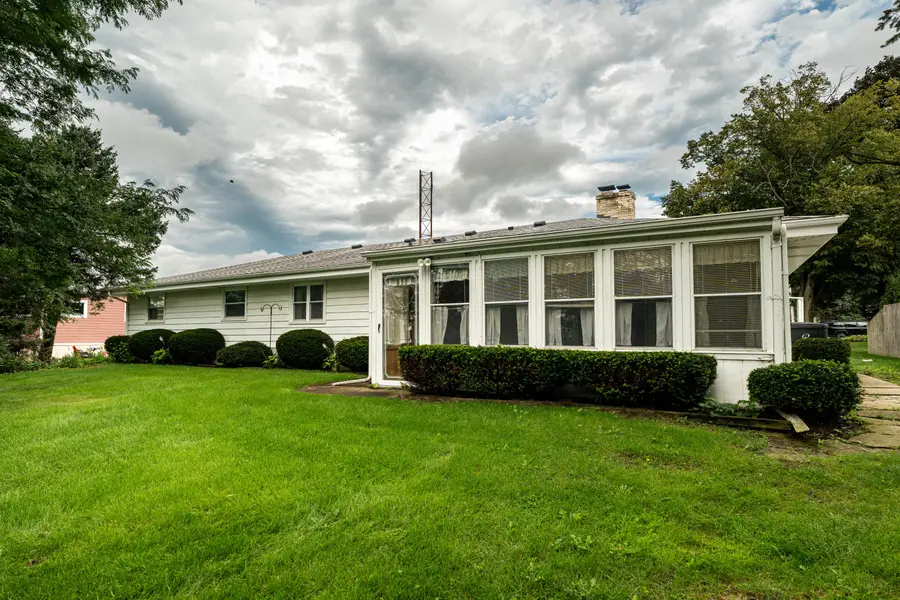 1638 Meadowlane Ave, Mount Pleasant, WI 53406 - #3