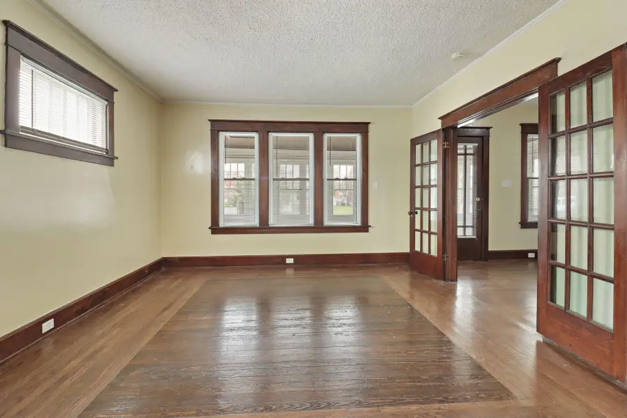 2513 Roosevelt Rd, Kenosha, WI 53143 - #3