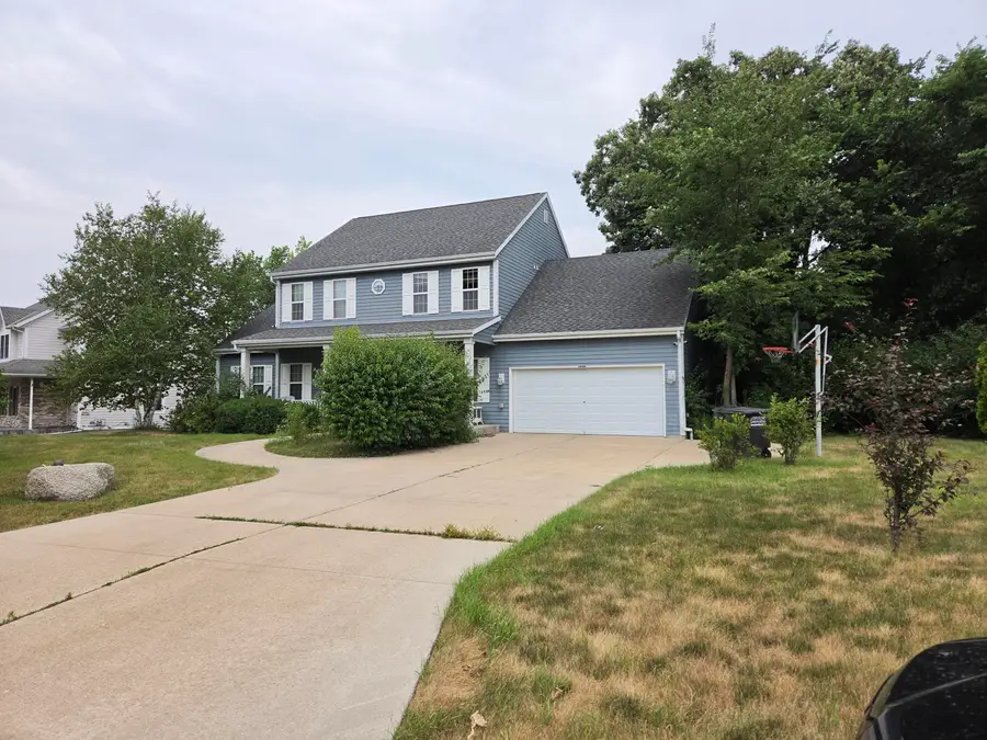 4848 W Woodland Dr, Franklin, WI 53132 - #3