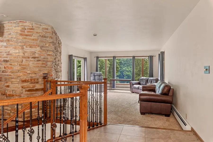 170 Crestwood Dr, Sheboygan Falls, WI 53085 - #2