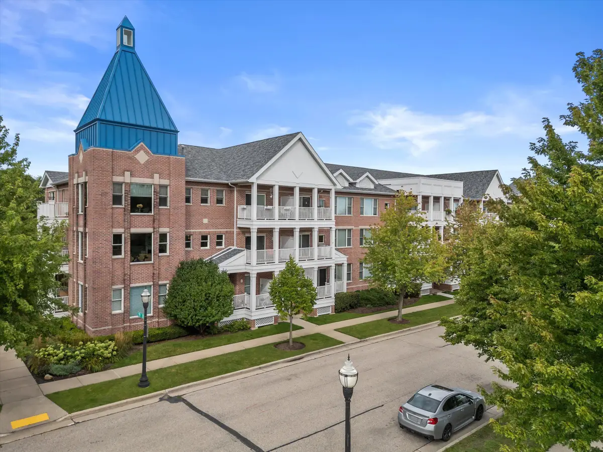 5410 2nd Ave, Kenosha, WI 53140 - #1
