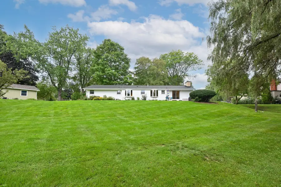 2120 Elm Tree Rd, Elm Grove, WI 53122 - #2