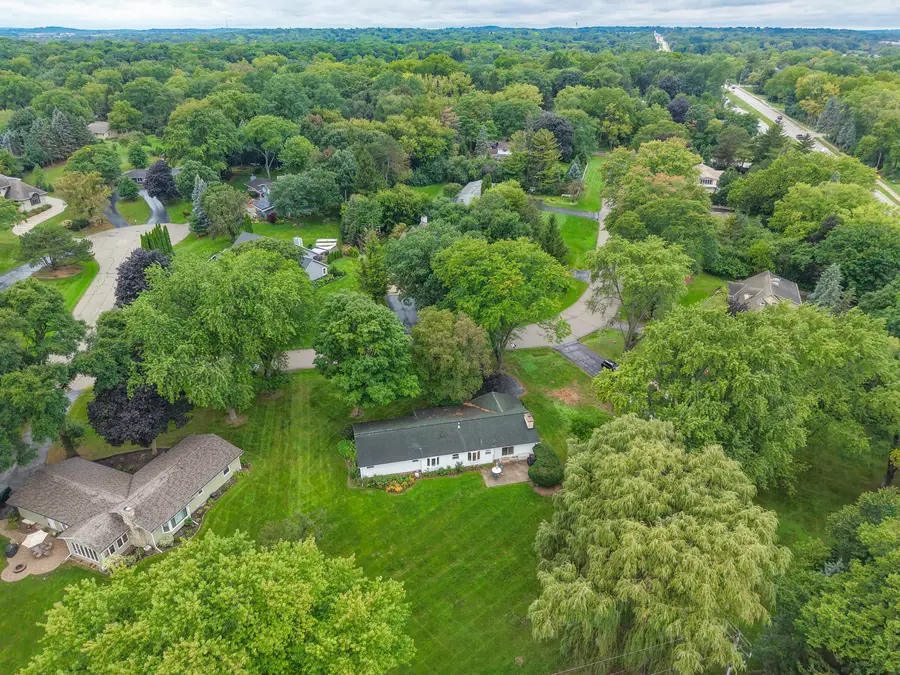 2120 Elm Tree Rd, Elm Grove, WI 53122 - #3