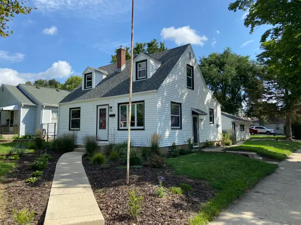 3700 N 99th St, Milwaukee, WI 53222