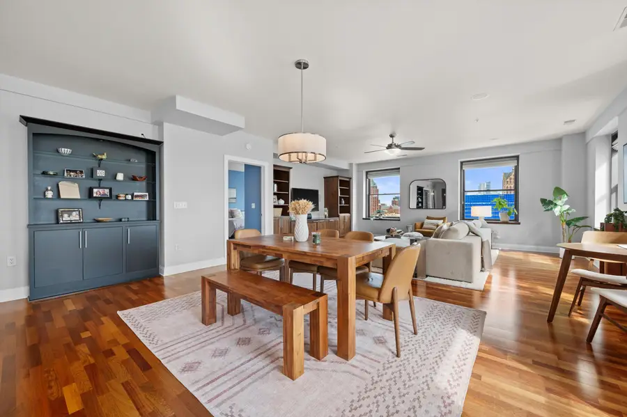 606 W Wisconsin Ave, Milwaukee, WI 53203 - #3