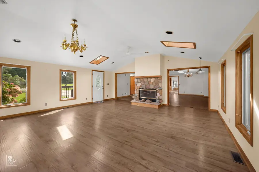 18410 119th St, Bristol, WI 53104 - #2