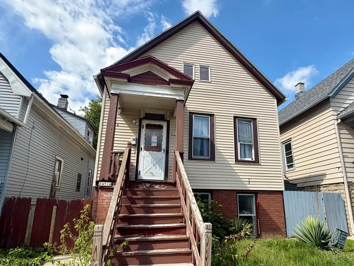 2451 S 11th St, Milwaukee, WI 53215 - #1