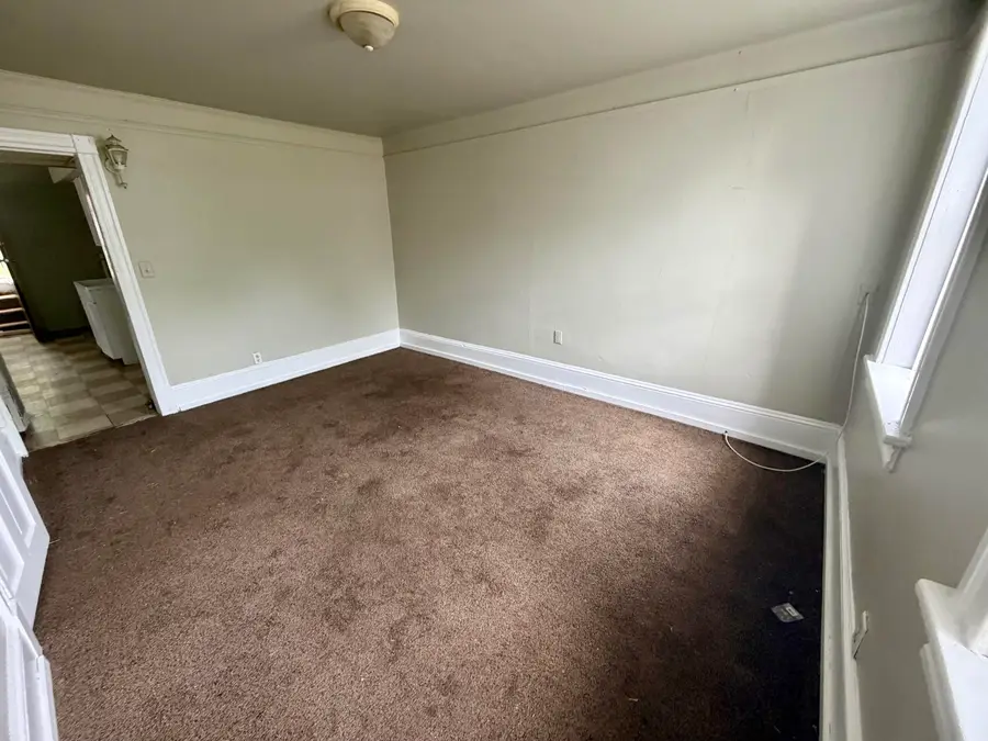 2451 S 11th St, Milwaukee, WI 53215 - #3