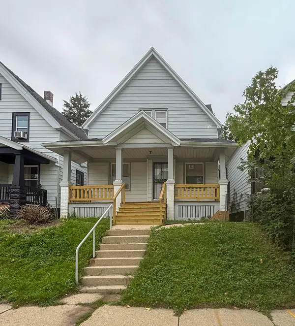 3142 N 15th St, Milwaukee, WI 53206