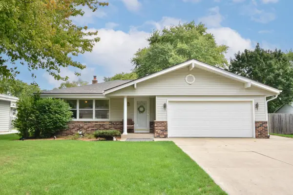 5944 S 35th St, Greenfield, WI 53221
