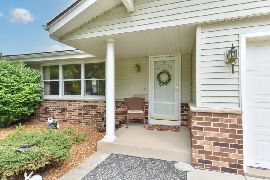 5944 S 35th St, Greenfield, WI 53221 - #2