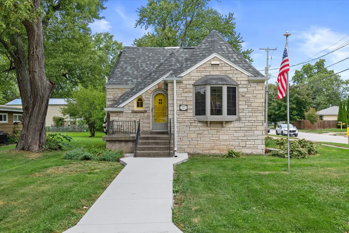 2000 Summit Ave, Waukesha, WI 53188 - #1